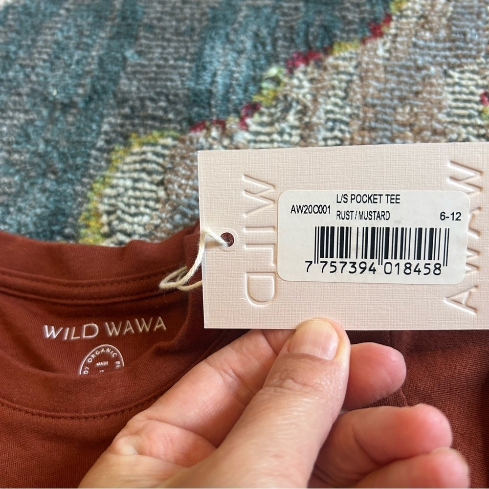 Wild Wawa NWT long sleeve pocket tee - Picture 2 of 2